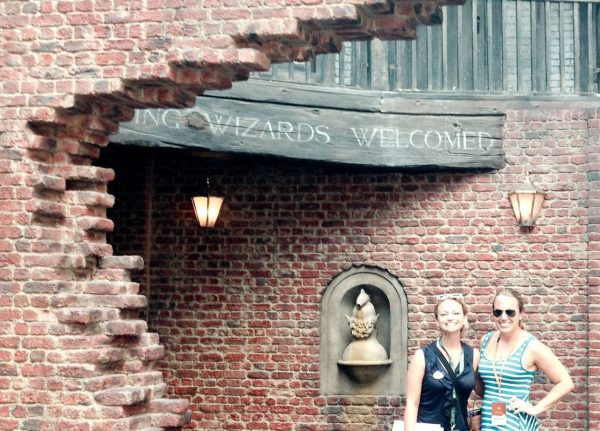 Wizards & Muggles, make your way to Diagon Alley!