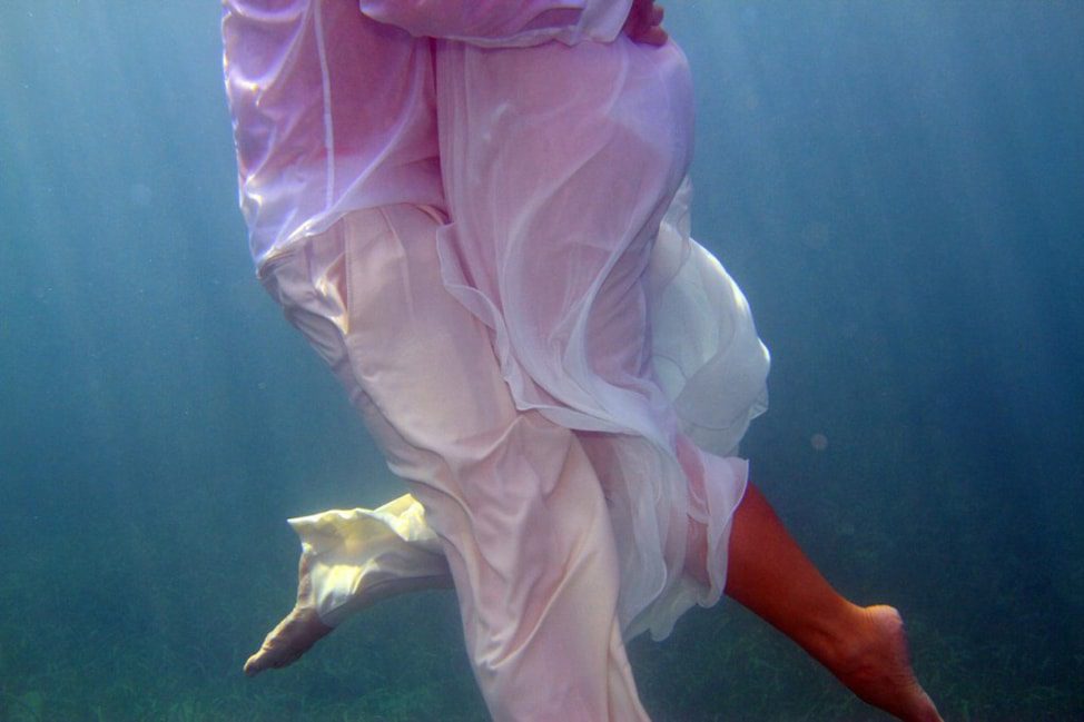 underwater-wedding-photos-11