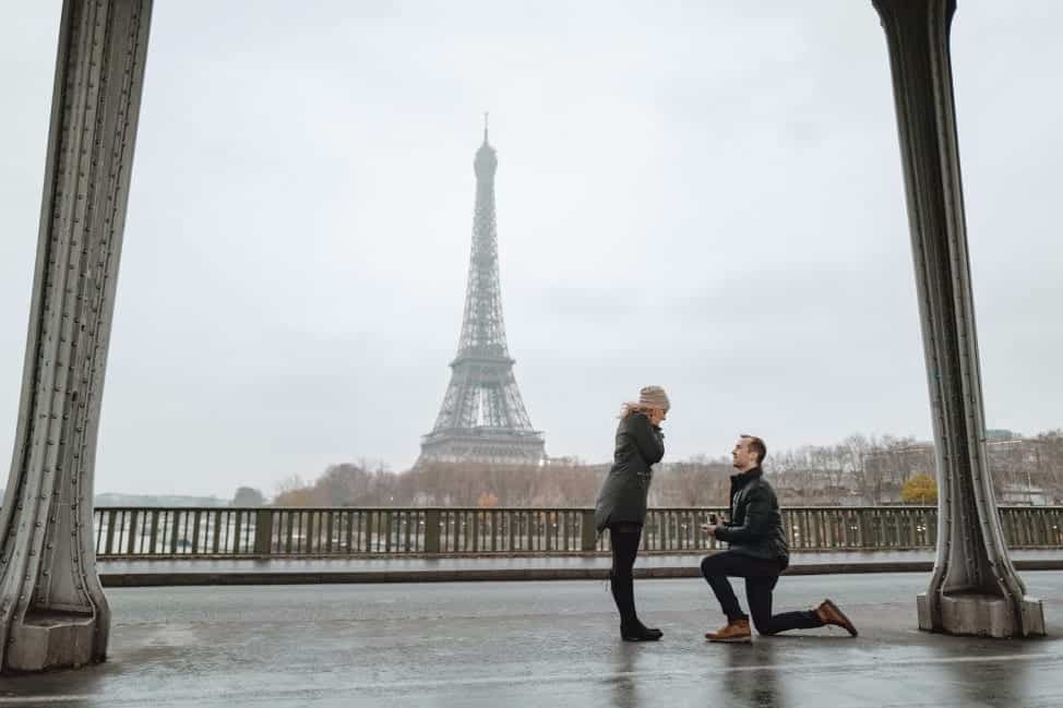 Flytographer surprise proposal Paris