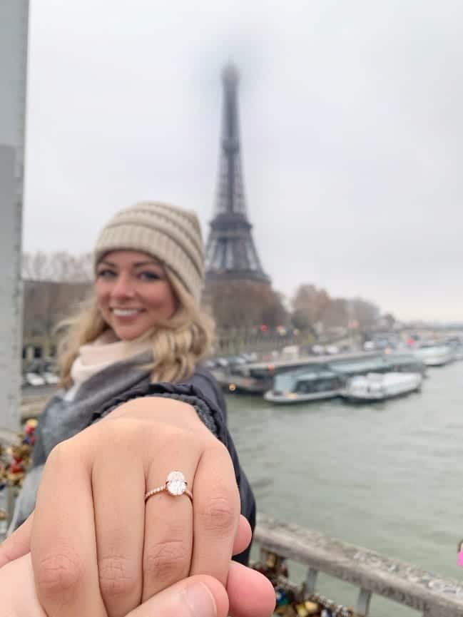 Engagement photos in Paris